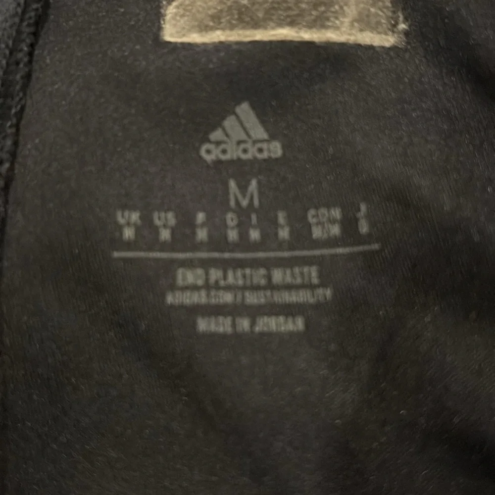 Adidas men’s navy athletic active shorts - Medium -like new condition quick dry